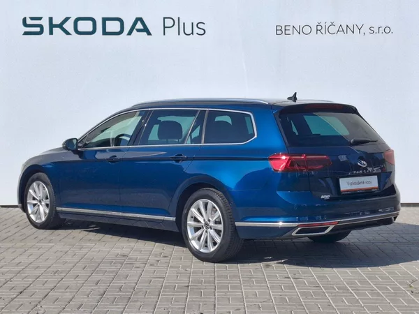 Volkswagen Passat Variant Elegance DSG 2,0TDi 11 - foto 11