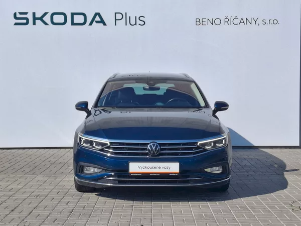 Volkswagen Passat Variant Elegance DSG 2,0TDi 11 - foto 4