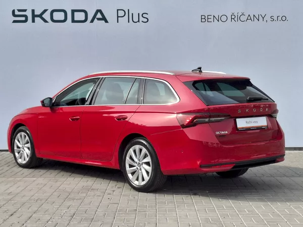 Škoda Octavia Combi Top Selection 1,5TSi 110 - foto 10