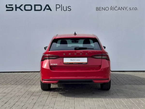 Škoda Octavia Combi Top Selection 1,5TSi 110 - foto 12