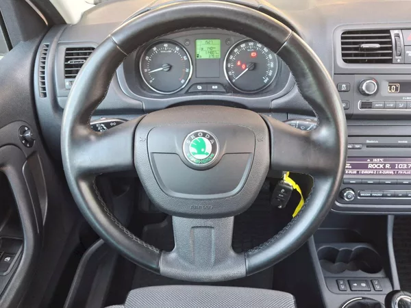 Škoda Fabia Sport 1,2TSi 63kW - foto 15