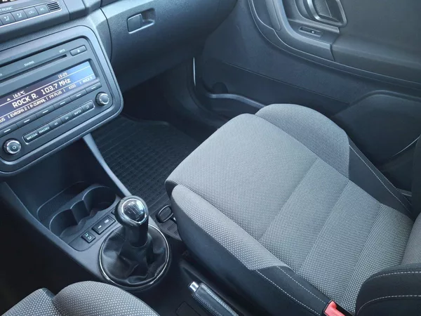 Škoda Fabia Sport 1,2TSi 63kW - foto 22