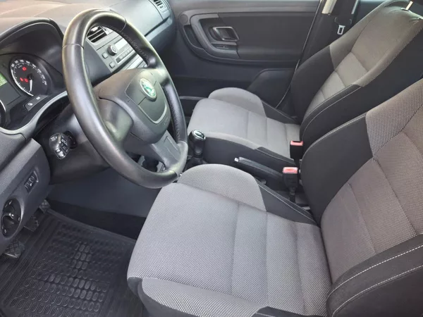 Škoda Fabia Sport 1,2TSi 63kW - foto 6