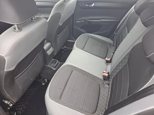 Škoda Fabia Ambition Plus 1,0TSi 70kW - foto 7