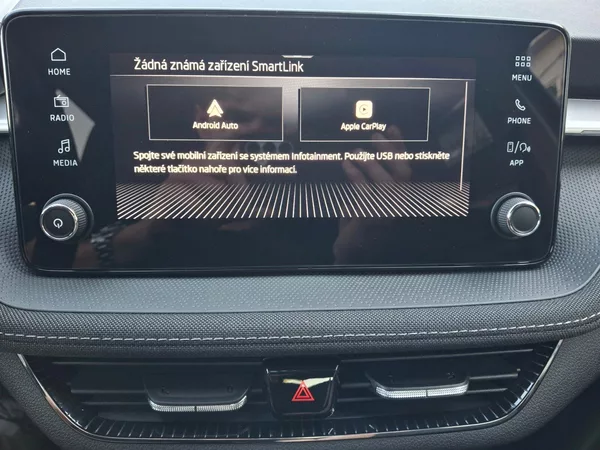 Škoda Fabia Top Selection DSG 1,0TSi 85kW - foto 22