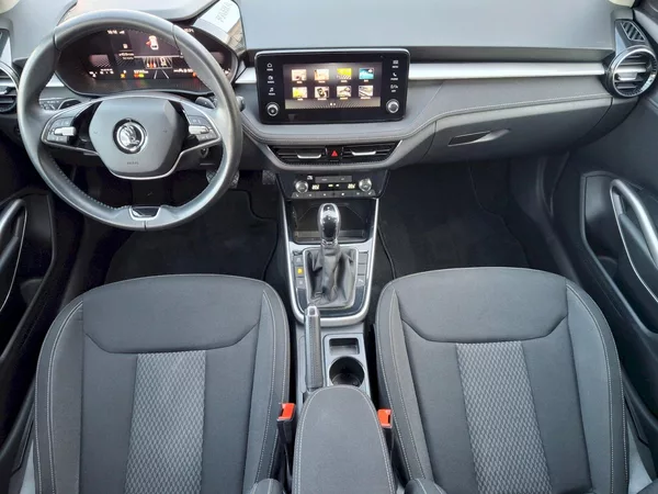 Škoda Fabia Top Selection DSG 1,0TSi 85kW - foto 5