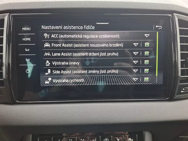 Škoda Karoq Sportline 1,5TSi 110kW - foto 18