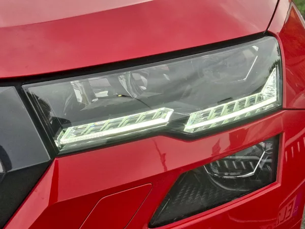 Škoda Karoq Sportline 1,5TSi 110kW - foto 34