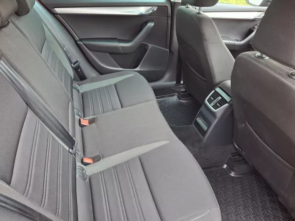 Škoda Octavia Ambition Plus 1,5TSi 110kW - foto 14
