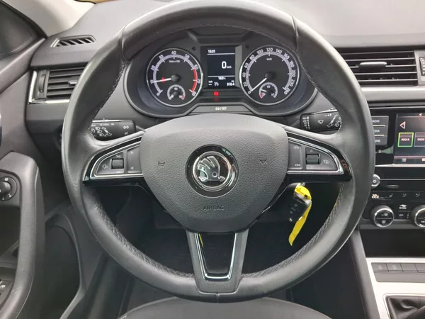 Škoda Octavia Ambition Plus 1,5TSi 110kW - foto 15