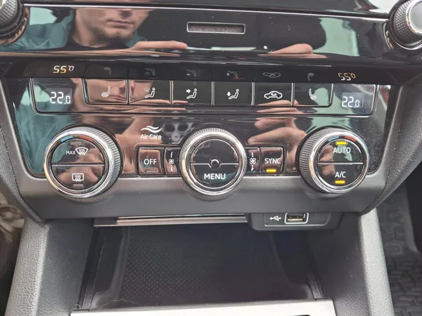 Škoda Octavia Ambition Plus 1,5TSi 110kW - foto 23