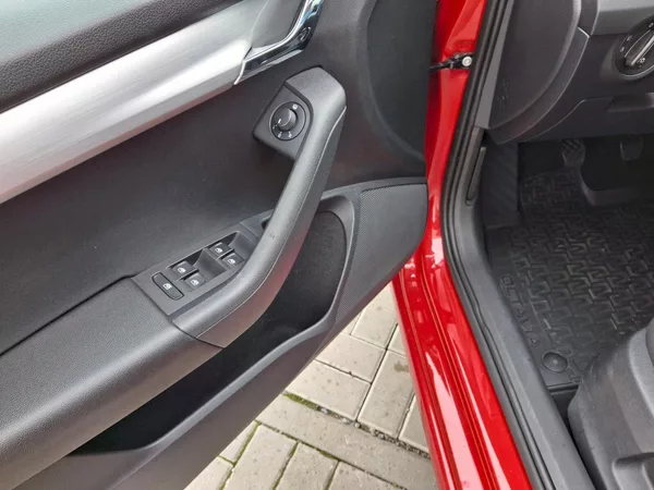Škoda Octavia Ambition Plus 1,5TSi 110kW - foto 25