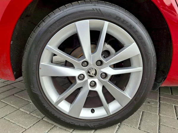 Škoda Octavia Ambition Plus 1,5TSi 110kW - foto 33