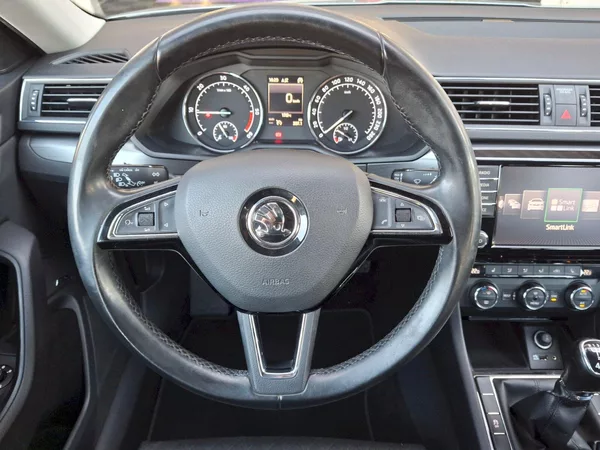 Škoda Superb Combi Style 4x4 2,0TDi 110kW - foto 16