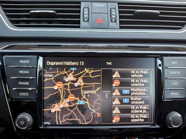 Škoda Superb Combi Style 4x4 2,0TDi 110kW - foto 18