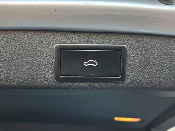 Škoda Superb Combi Style 4x4 2,0TDi 110kW - foto 9