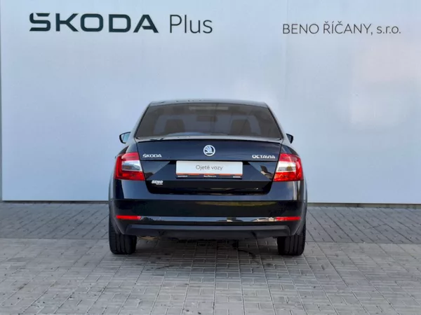 Škoda Octavia Ambition 1,5TSi 110kW - foto 11