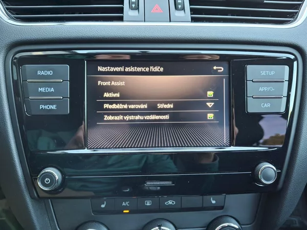 Škoda Octavia Ambition 1,5TSi 110kW - foto 21