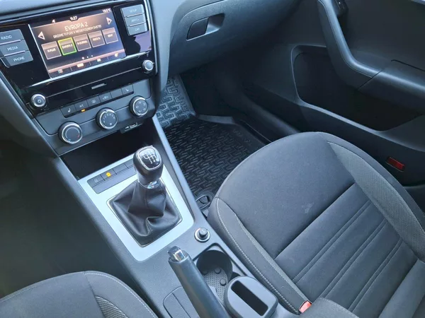 Škoda Octavia Ambition 1,5TSi 110kW - foto 24