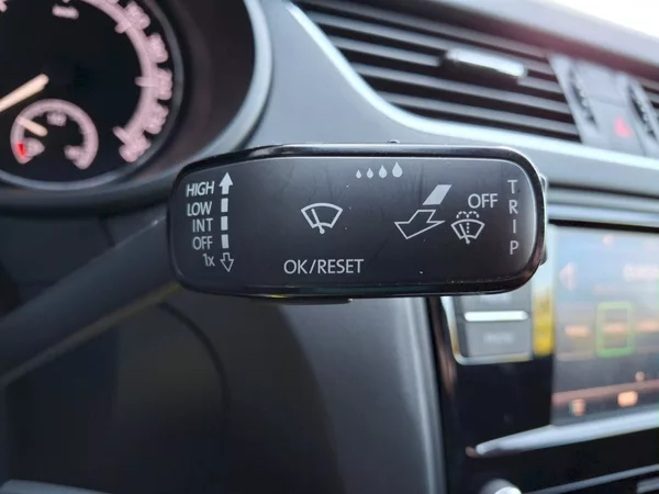 Škoda Octavia Ambition 1,5TSi 110kW - foto 28