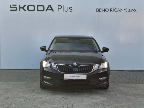 Škoda Octavia Ambition 1,5TSi 110kW - foto 4
