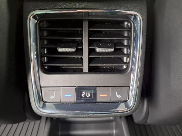 Škoda Enyaq SPORTLINE 4x4 195kW 80X - foto 17