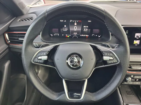 Škoda Kamiq Monte Carlo DSG 1,0TSi 85kW - foto 15