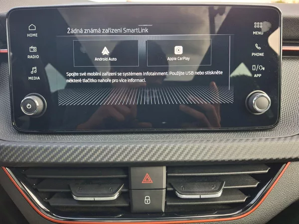 Škoda Kamiq Monte Carlo DSG 1,0TSi 85kW - foto 17