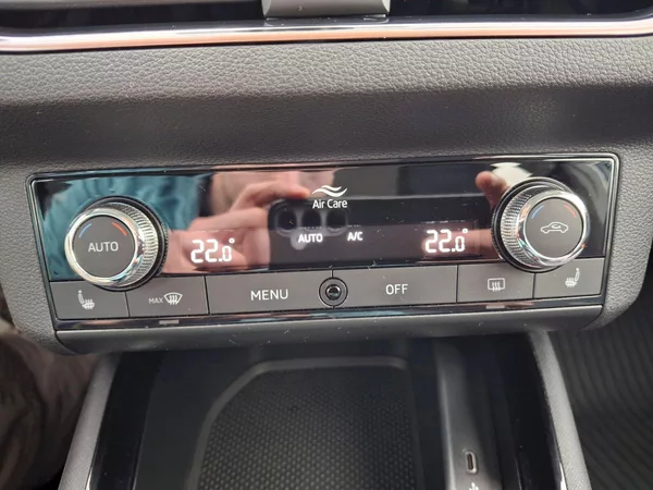 Škoda Kamiq Style 1,0TSi 81kW - foto 25