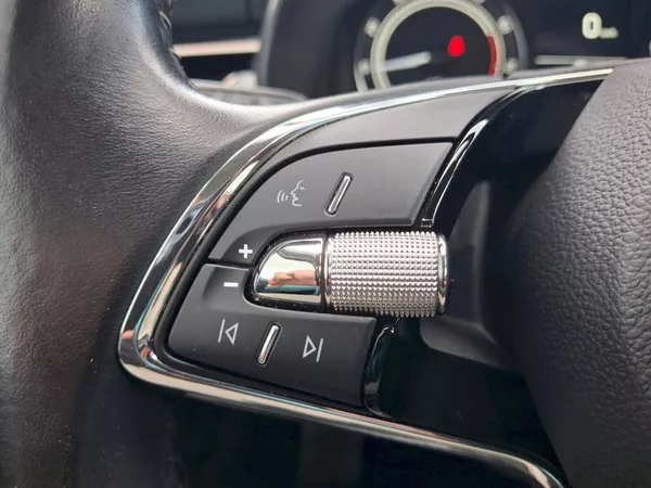 Škoda Kamiq Style 1,0TSi 81kW - foto 30