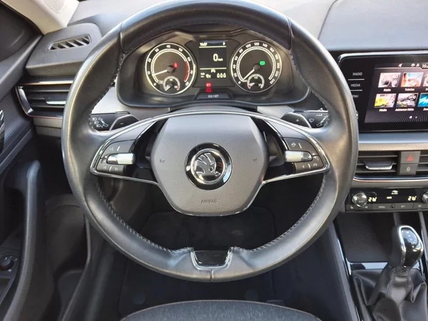 Škoda Kamiq Style DSG 1,5TSi 110kW - foto 16