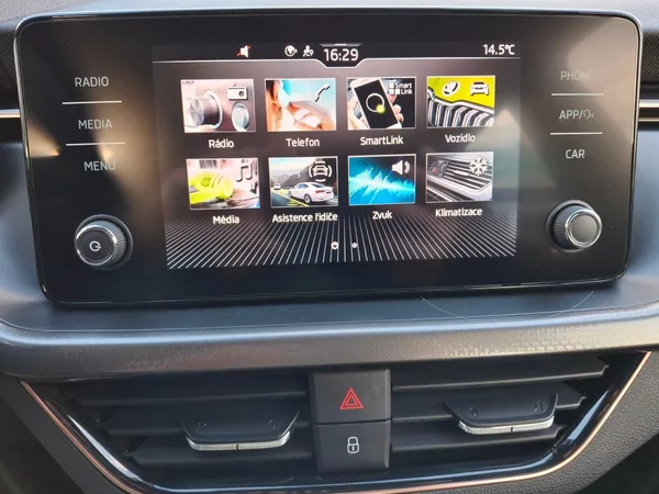 Škoda Kamiq Style DSG 1,5TSi 110kW - foto 22