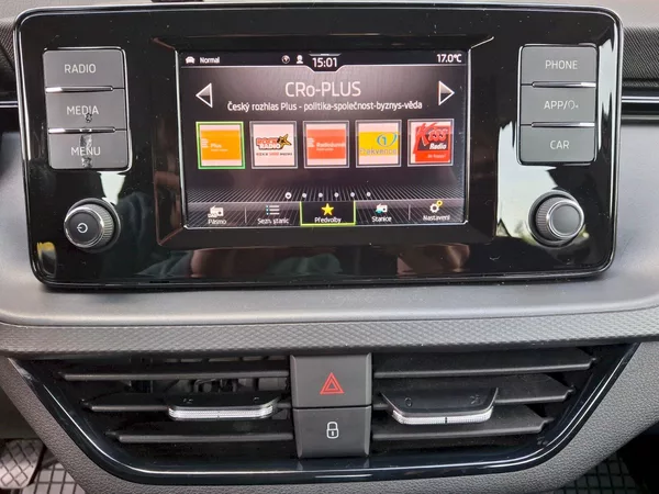 Škoda Kamiq Ambition Fresh 1,0TSi 81kW - foto 17