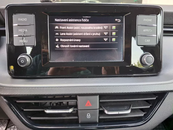 Škoda Kamiq Ambition Fresh 1,0TSi 81kW - foto 18