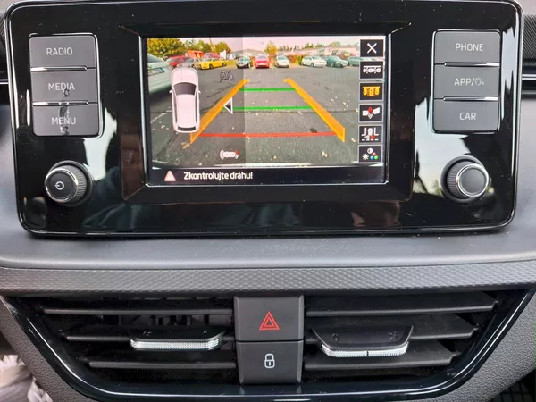 Škoda Kamiq Ambition Fresh 1,0TSi 81kW - foto 20
