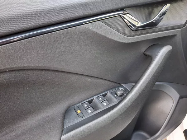Škoda Kamiq Ambition Fresh 1,0TSi 81kW - foto 26