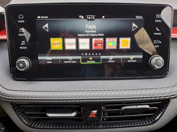 Škoda Fabia Monte Carlo DSG 1,5TSi 110kW - foto 20