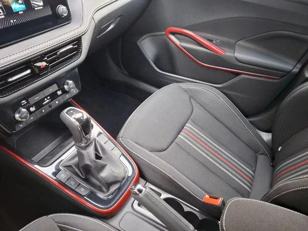 Škoda Fabia Monte Carlo DSG 1,5TSi 110kW - foto 25