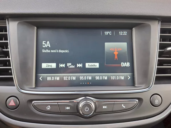 Opel Crossland X Elegance Automat 1,2Turbo 96kW - foto 19