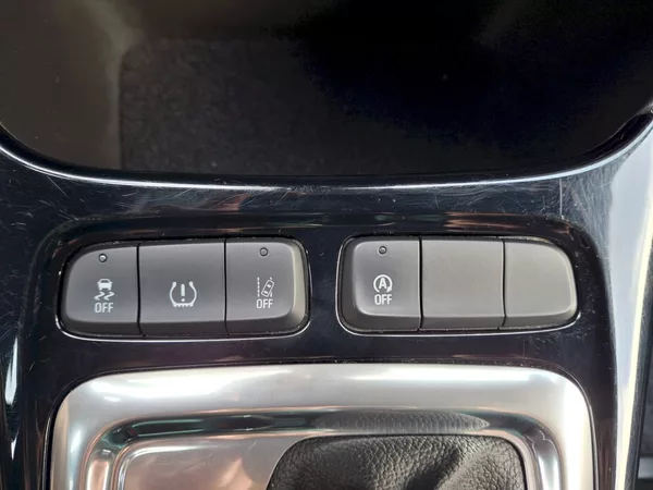 Opel Crossland X Elegance Automat 1,2Turbo 96kW - foto 26