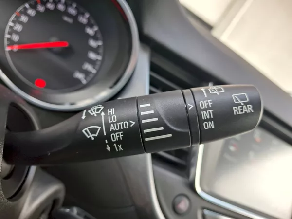 Opel Crossland X Elegance Automat 1,2Turbo 96kW - foto 30
