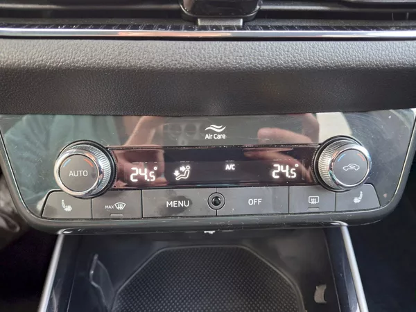 Škoda Fabia Style Plus DSG 1,0TSi 81kW Col - foto 24