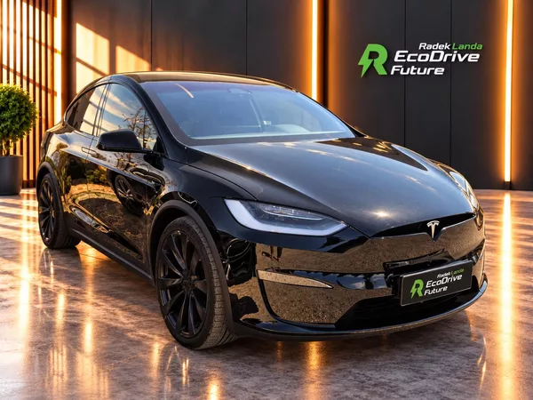 Tesla Model X Plaid 1020 koní, Tažné 2 250kg