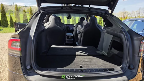 Tesla Model X Plaid 1020 koní, Tažné 2 250kg - foto 4