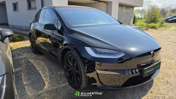 Tesla Model X Plaid 1020 koní, Tažné 2 250kg - foto 6