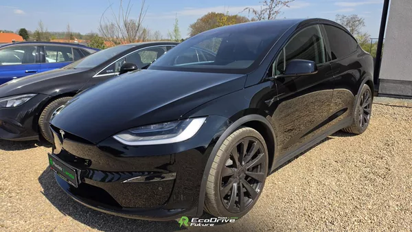 Tesla Model X Plaid 1020 koní, Tažné 2 250kg - foto 7