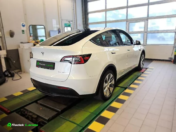 Tesla Model Y AWD Berlín | Dual Motor, AMD - foto 2
