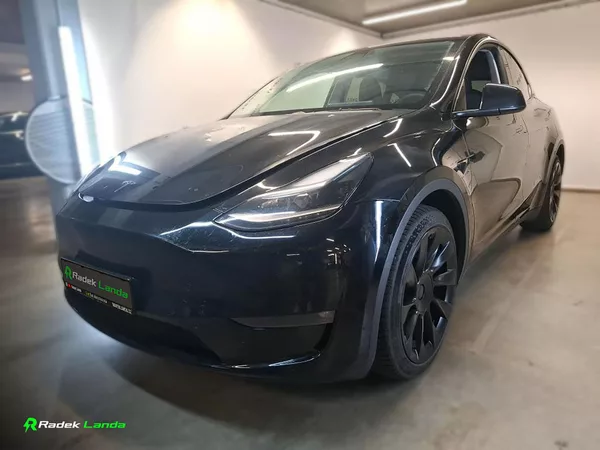 Tesla Model Y Long Range AWD Berlín