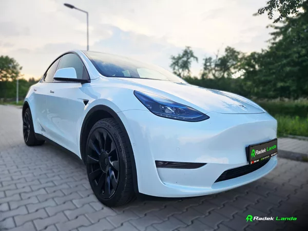 Tesla Model Y Dual Motor 4×4 (378 kW)