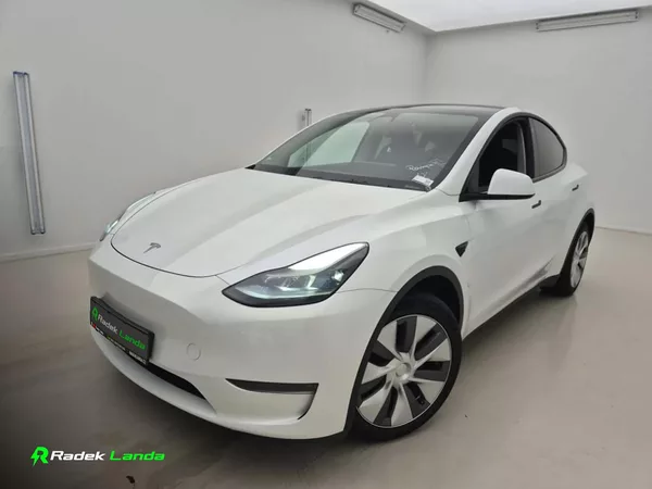 Tesla Model Y AWD Berlín | Autopilot